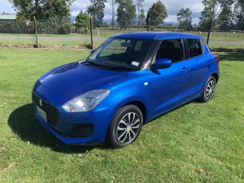 2017 Suzuki Swift - Thumbnail