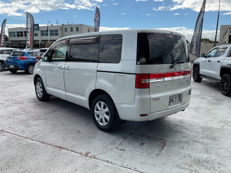 2008 Mitsubishi Delica