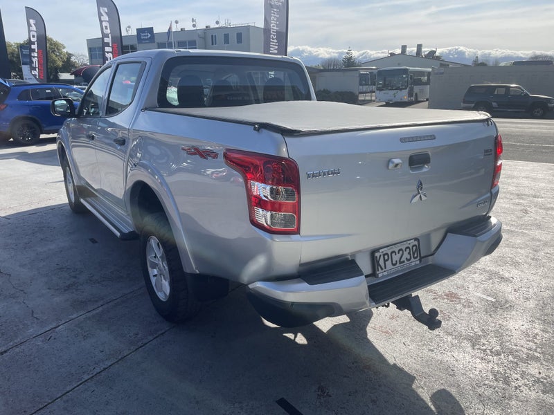 2017 Mitsubishi Triton