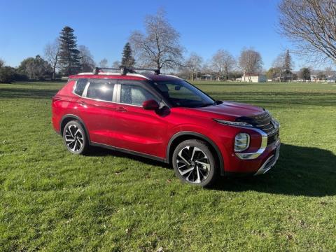 2024 Mitsubishi Outlander