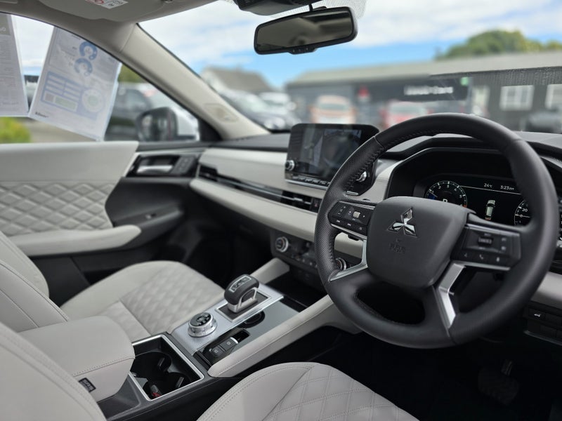 2024 Mitsubishi Outlander