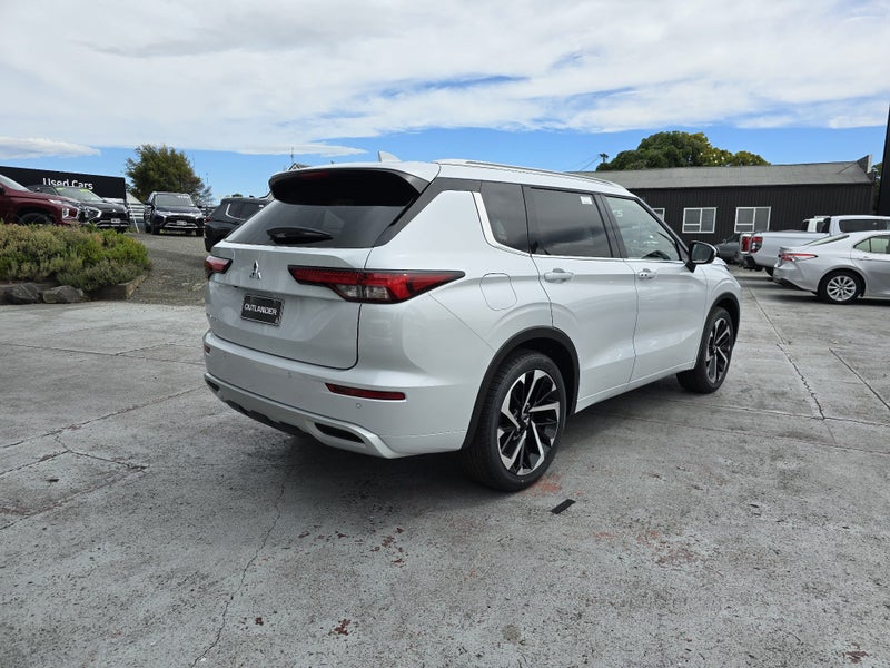 2024 Mitsubishi Outlander