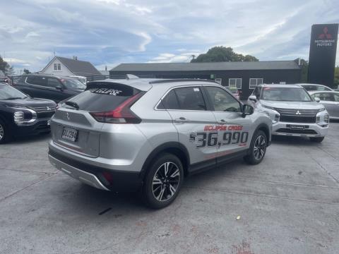 2024 Mitsubishi Eclipse Cross - Thumbnail