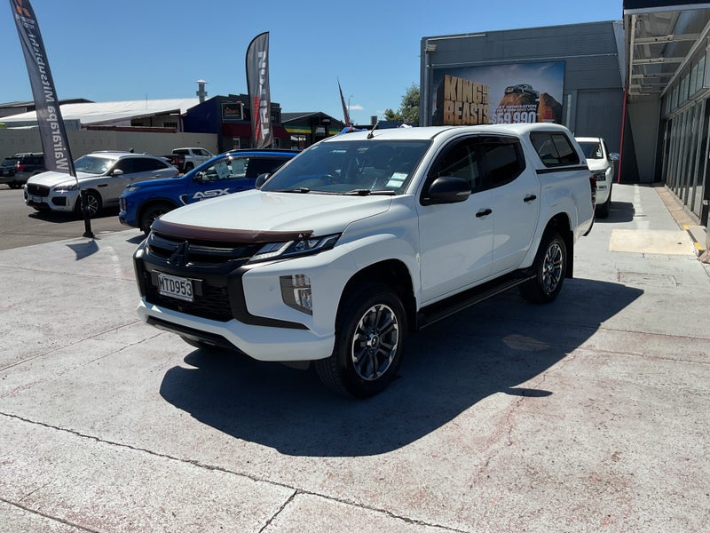 2020 Mitsubishi Triton