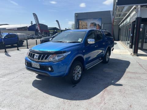 2017 Mitsubishi Triton - Thumbnail