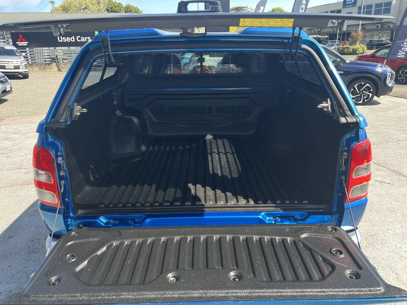 2017 Mitsubishi Triton