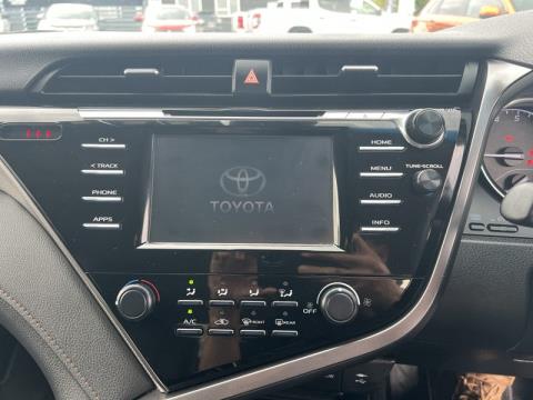 2018 Toyota Camry - Thumbnail